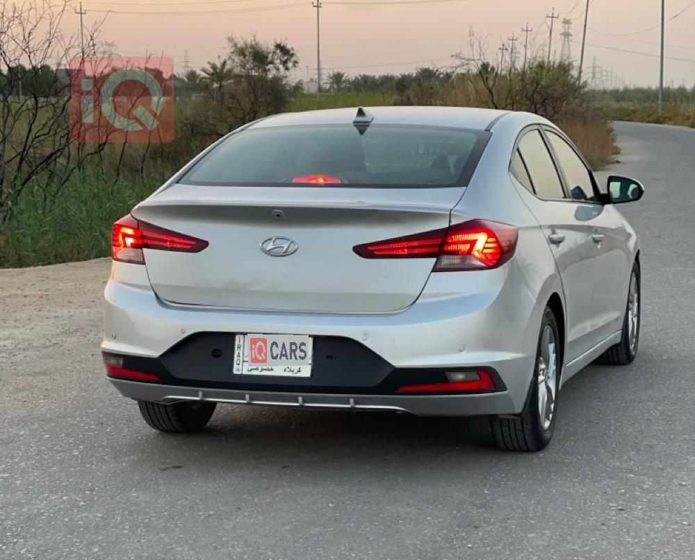 هيونداي النترا